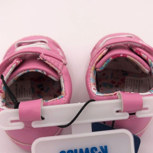 K-Swiss Pink and White Striped Sneaker Baby Girls size 2 NWT 3-6 Month Soft Sole - Picture 8 of 10
